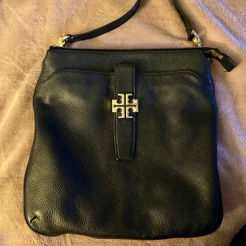 Tory Crossbody